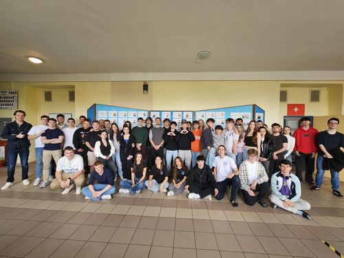 photo1